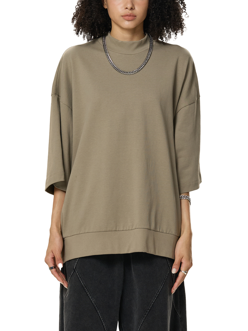 Oversized Mock Neck T-Shirt – Essential Streetwear | Tapstitch-9